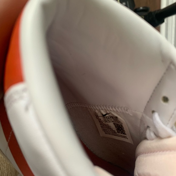 Orange Nike high top blazers size 5.5M/7W - Picture 6 of 7